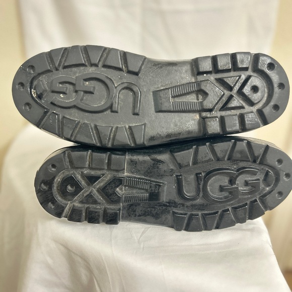 Vtg UGG  ULTRA Short 5225 Boots. - Picture 2 of 5